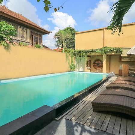 De Dalam Villa Ubud ภายนอก รูปภาพ