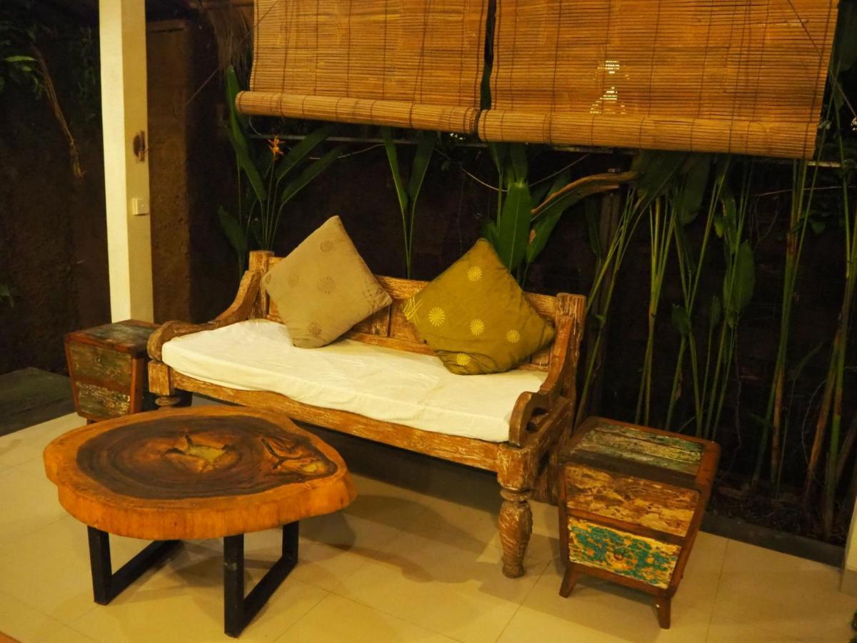 De Dalam Villa Ubud ภายนอก รูปภาพ
