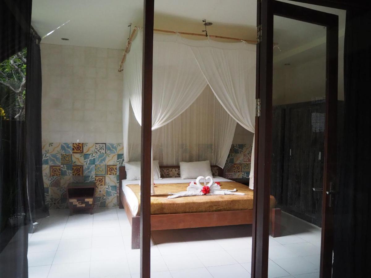 De Dalam Villa Ubud ภายนอก รูปภาพ