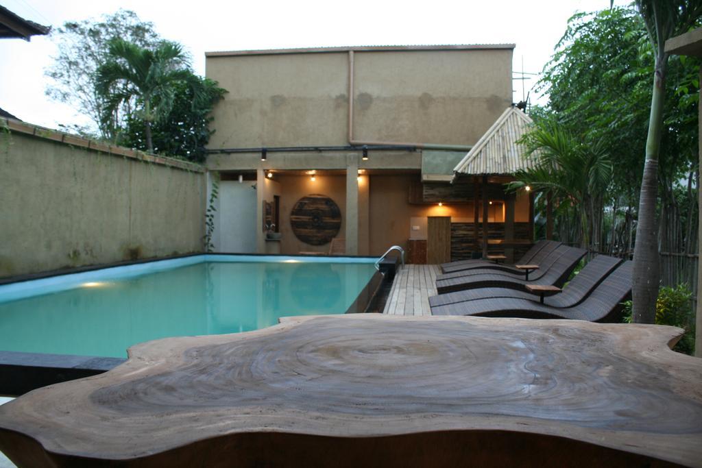 De Dalam Villa Ubud ภายนอก รูปภาพ