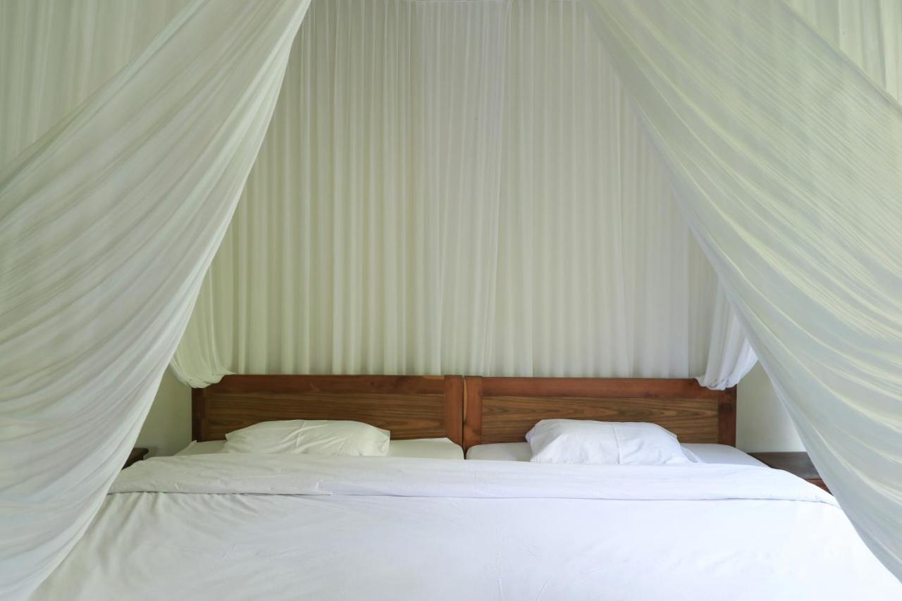 De Dalam Villa Ubud ภายนอก รูปภาพ