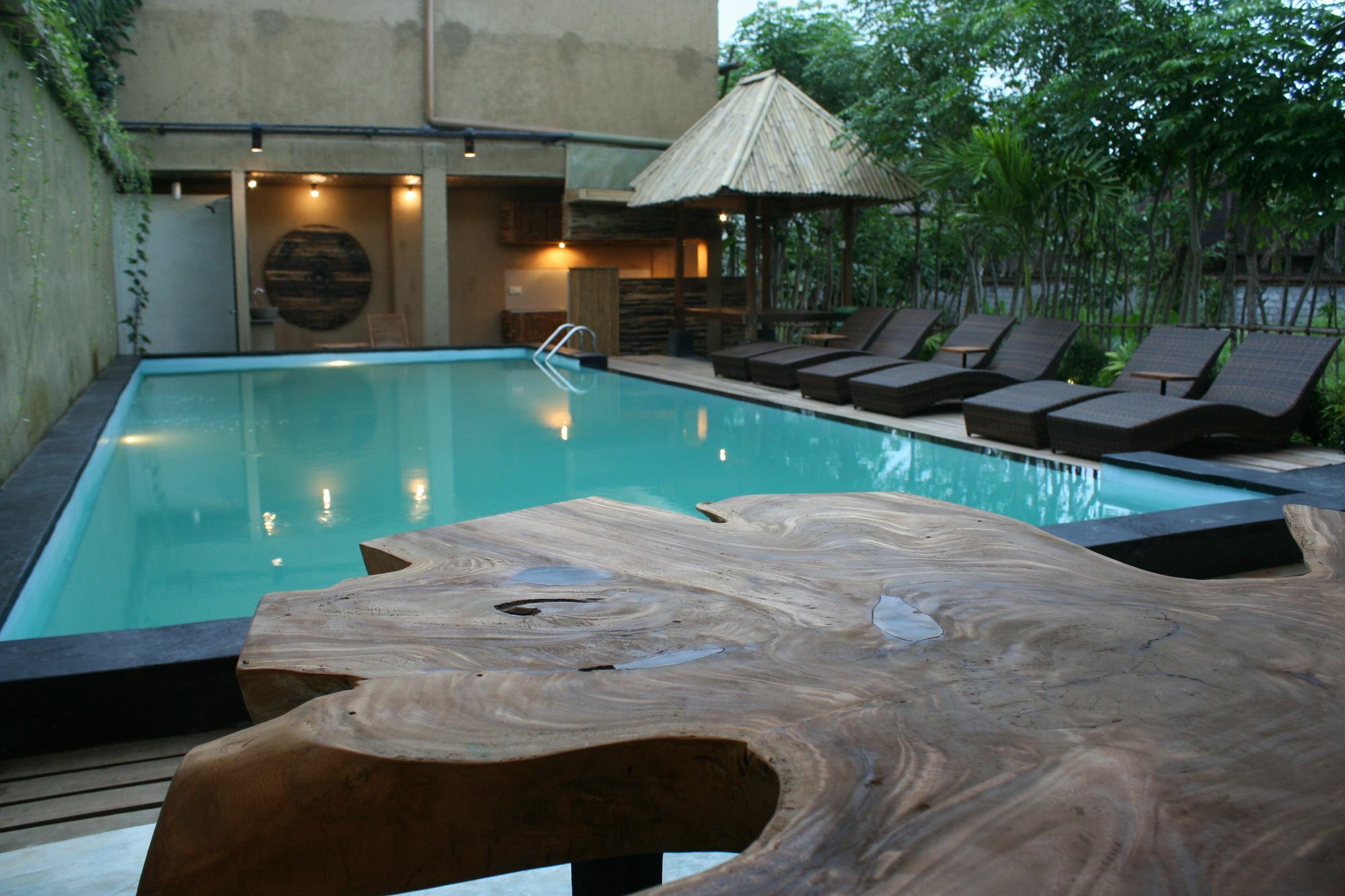 De Dalam Villa Ubud ภายนอก รูปภาพ