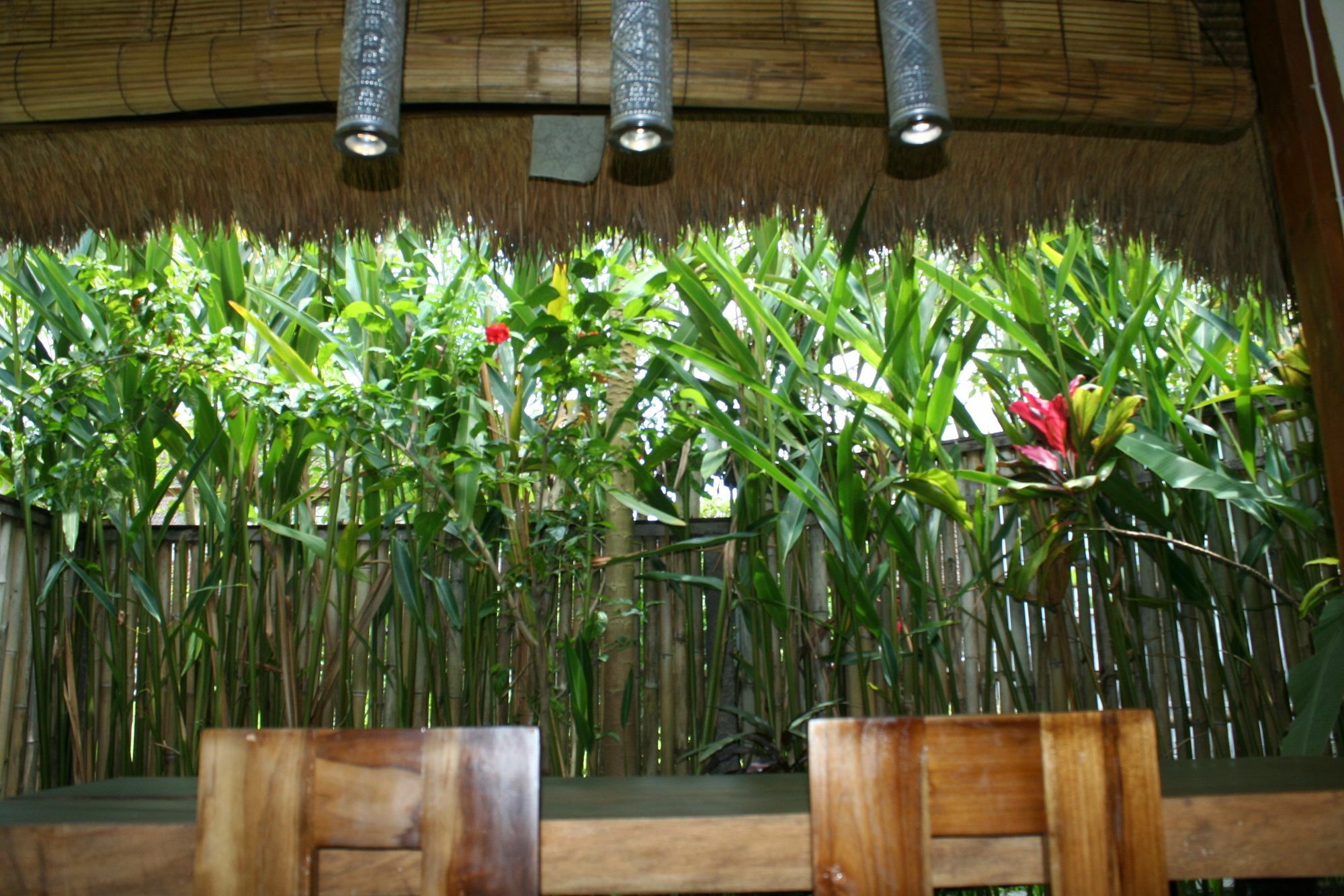 De Dalam Villa Ubud ภายนอก รูปภาพ